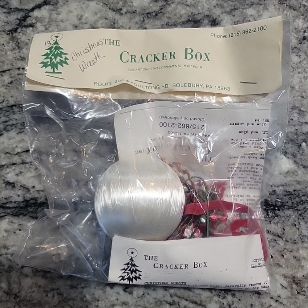 Vintage - The Cracker Box - "Christmas Wreath" Ornament Kit - Unopened